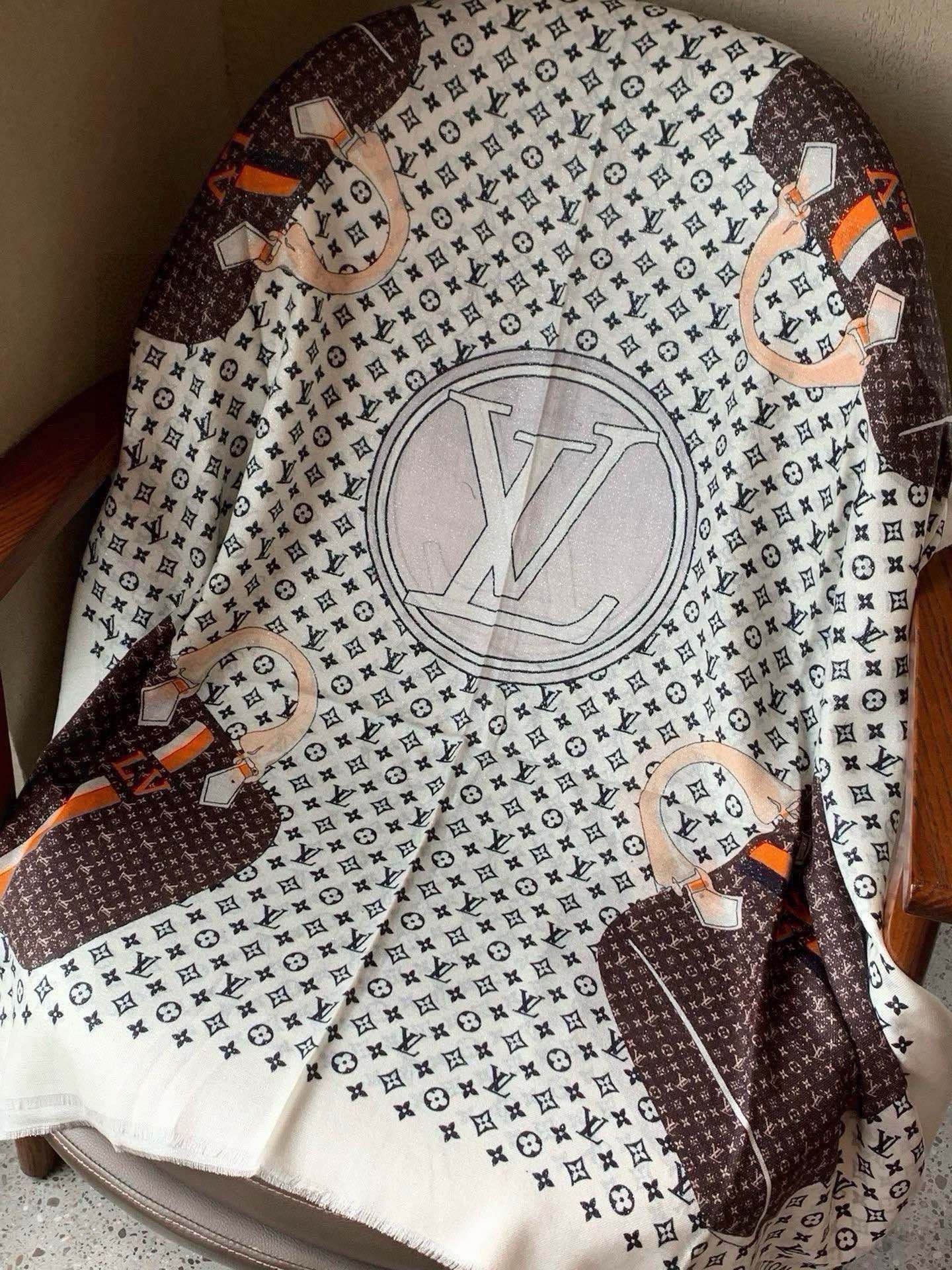 Louis Vuitton Scarf